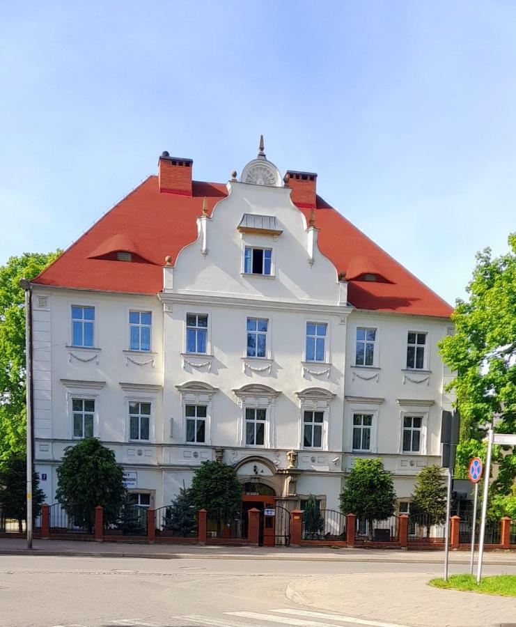 Hotel Krokus Каменна-Гура Экстерьер фото